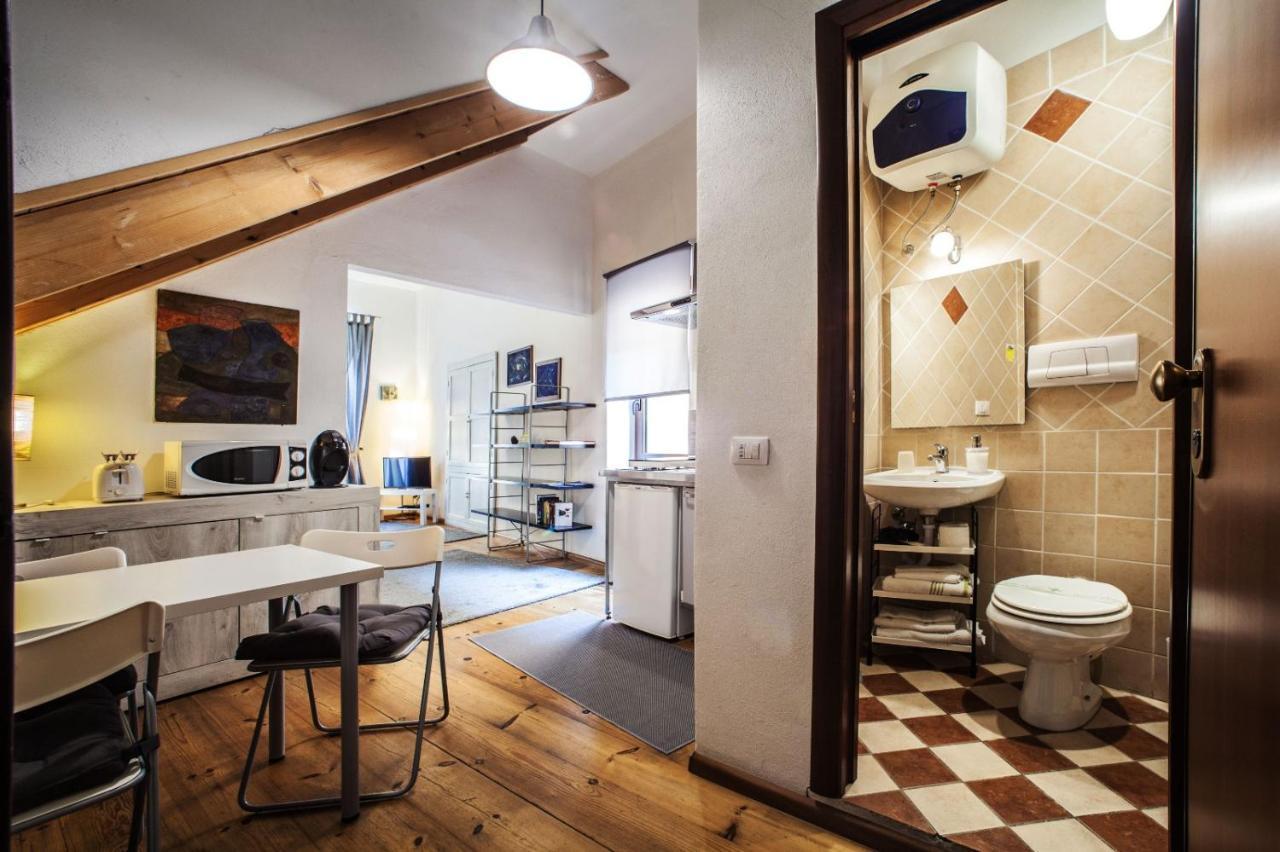 Studio Apartments Centro Storico Via Manno 칼리아리 외부 사진