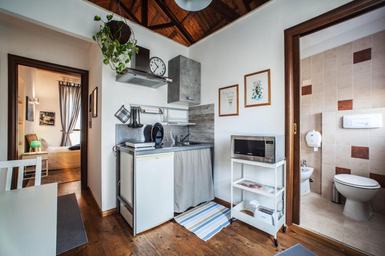 Studio Apartments Centro Storico Via Manno 칼리아리 외부 사진