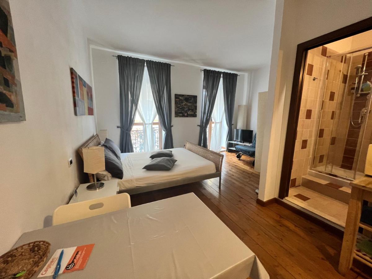 Studio Apartments Centro Storico Via Manno 칼리아리 외부 사진