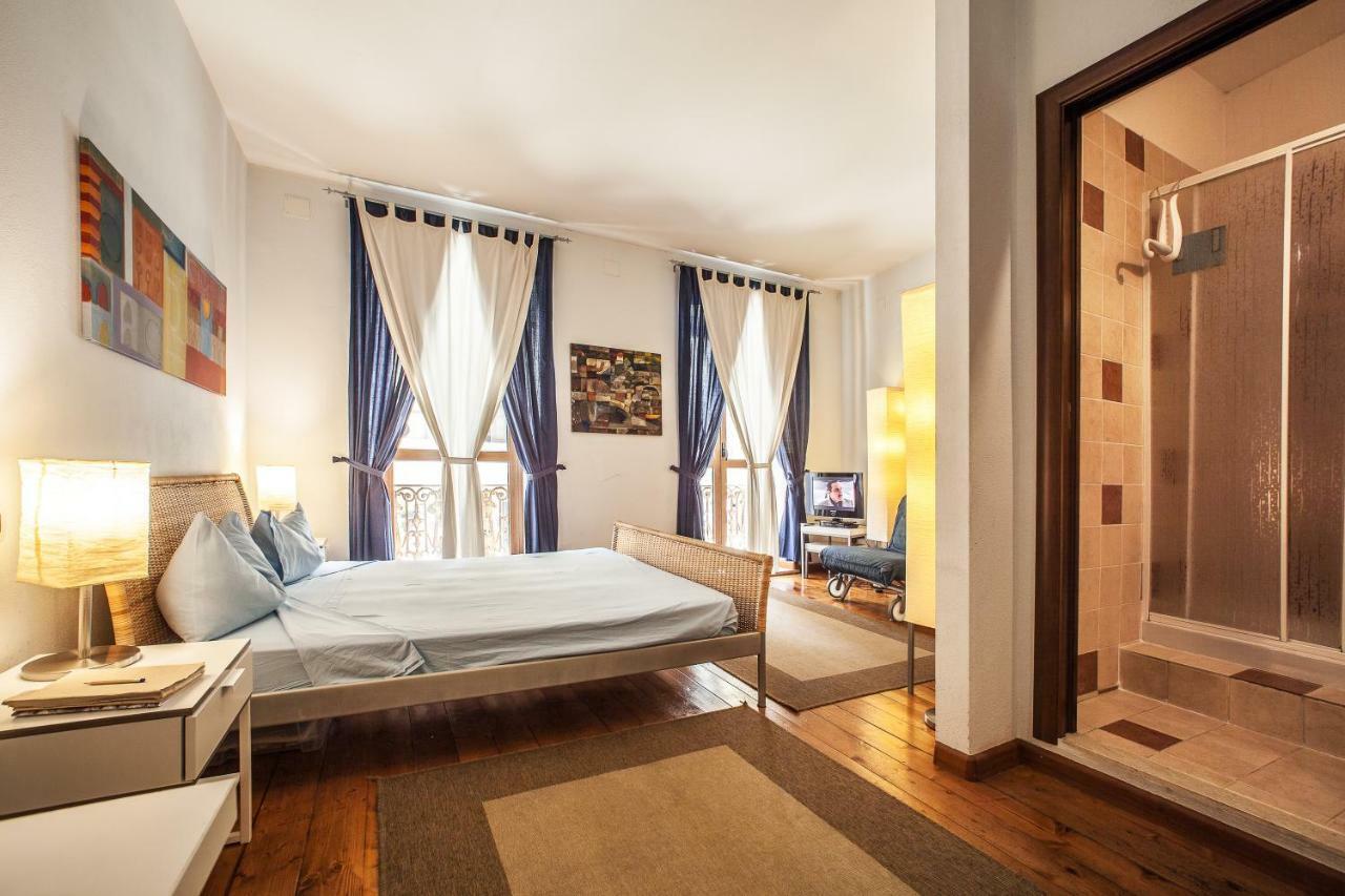 Studio Apartments Centro Storico Via Manno 칼리아리 외부 사진